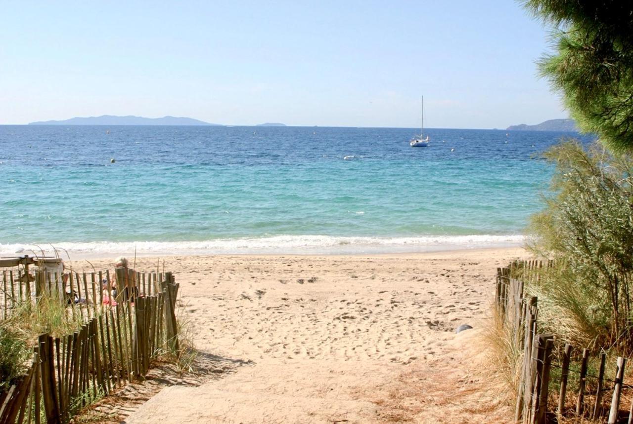 Appartement Les Pieds Dans L'Eau A Cavaliere Le Lavandou Buitenkant foto